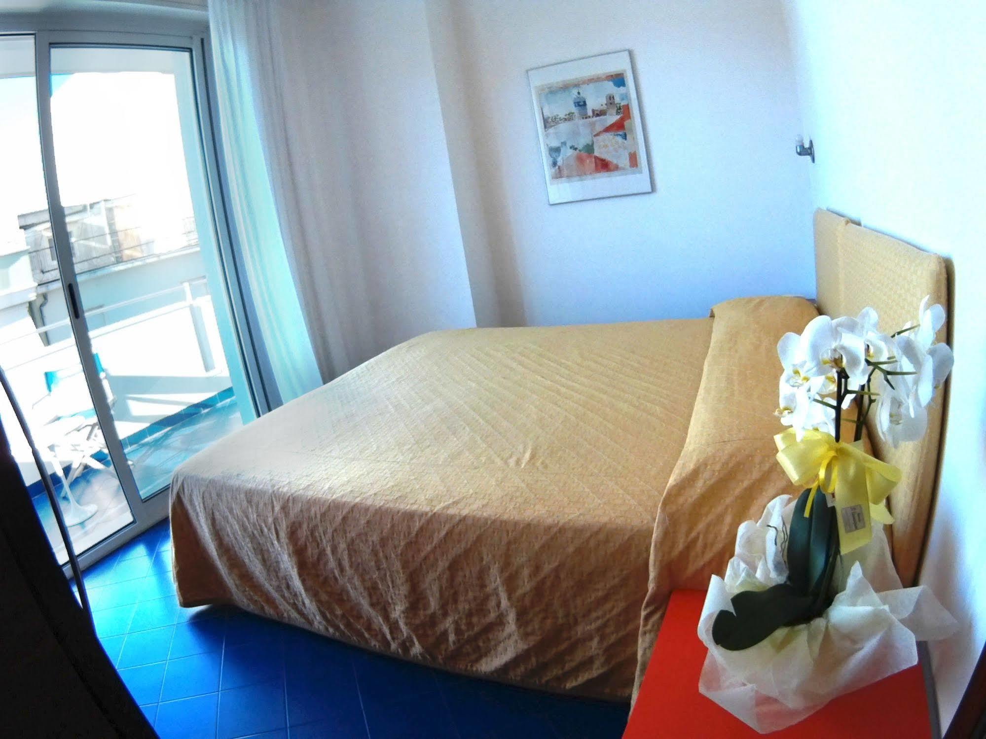 Hotel Atlas Gabicce Mare Exterior foto